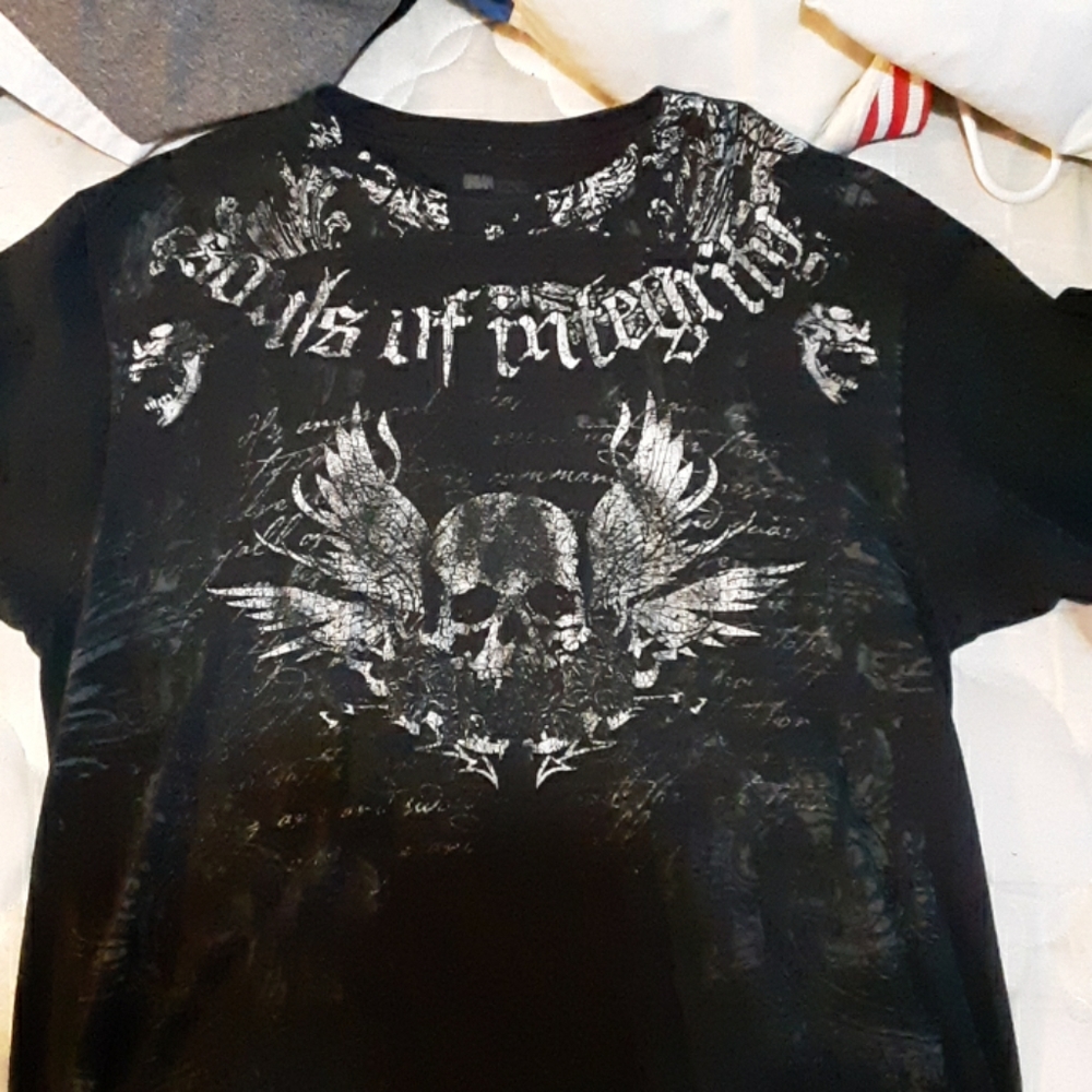 Skull shirt